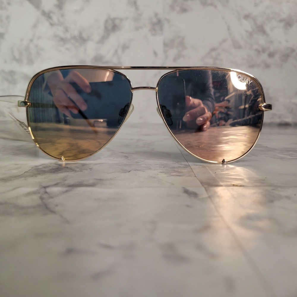 Quay Australia x Desi Perkins High Key Aviator Sunglasses Gold Rose Mirror Lens